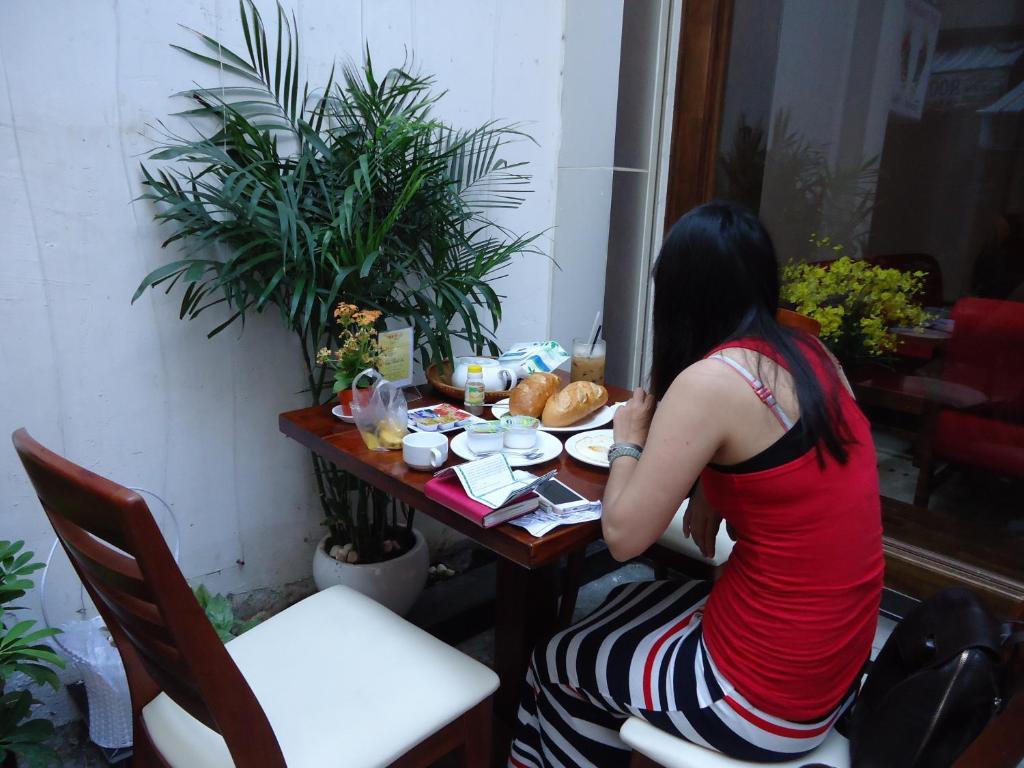 Pink Tulip Hotel Ciudad Ho Chi Minh  Exterior foto